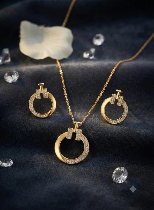 Woman Elegant Stylish Gold Jewelry Set