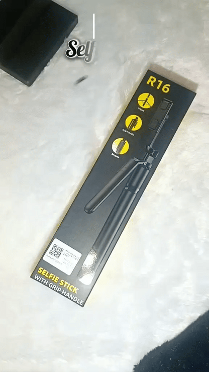 Selfie Stick with Grip Handle